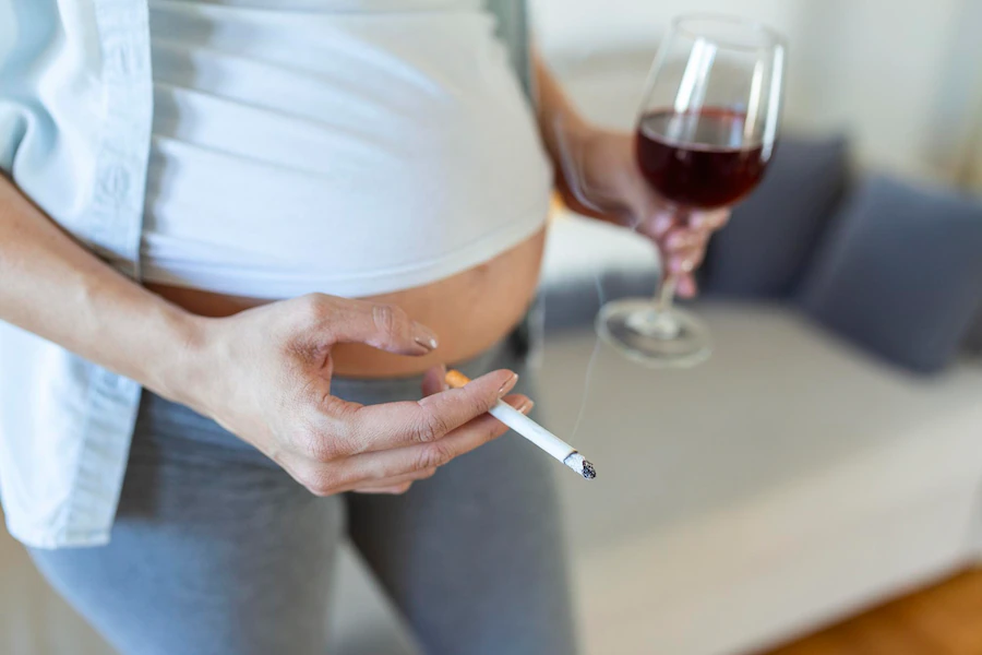 Risk Of Smoking For Pregnant Women