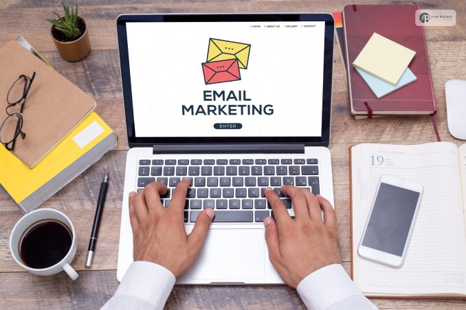 What is email marketing_